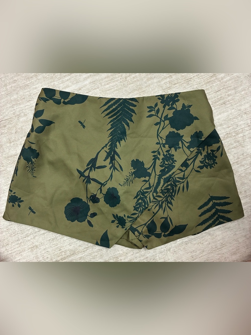 L'ATISTE Olive Green Floral Wrap-Front Skort